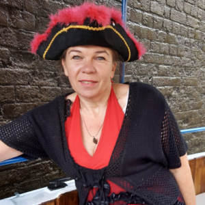 Piratka Miśka podczas śluzowania